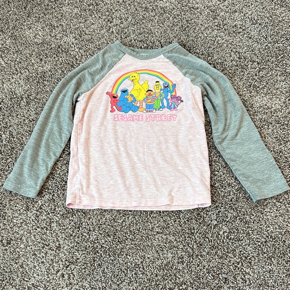 Sesame Street Pink and Gray 3/4 length sleeve raglan top